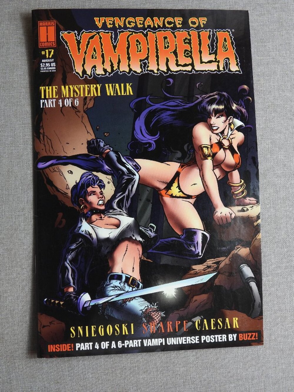 VENGEANCE OF VAMPIRELLA 17 RARE SPECIAL EDITION w/ poster